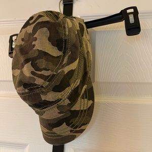 Camo army hat with snap pocket, one size fits all